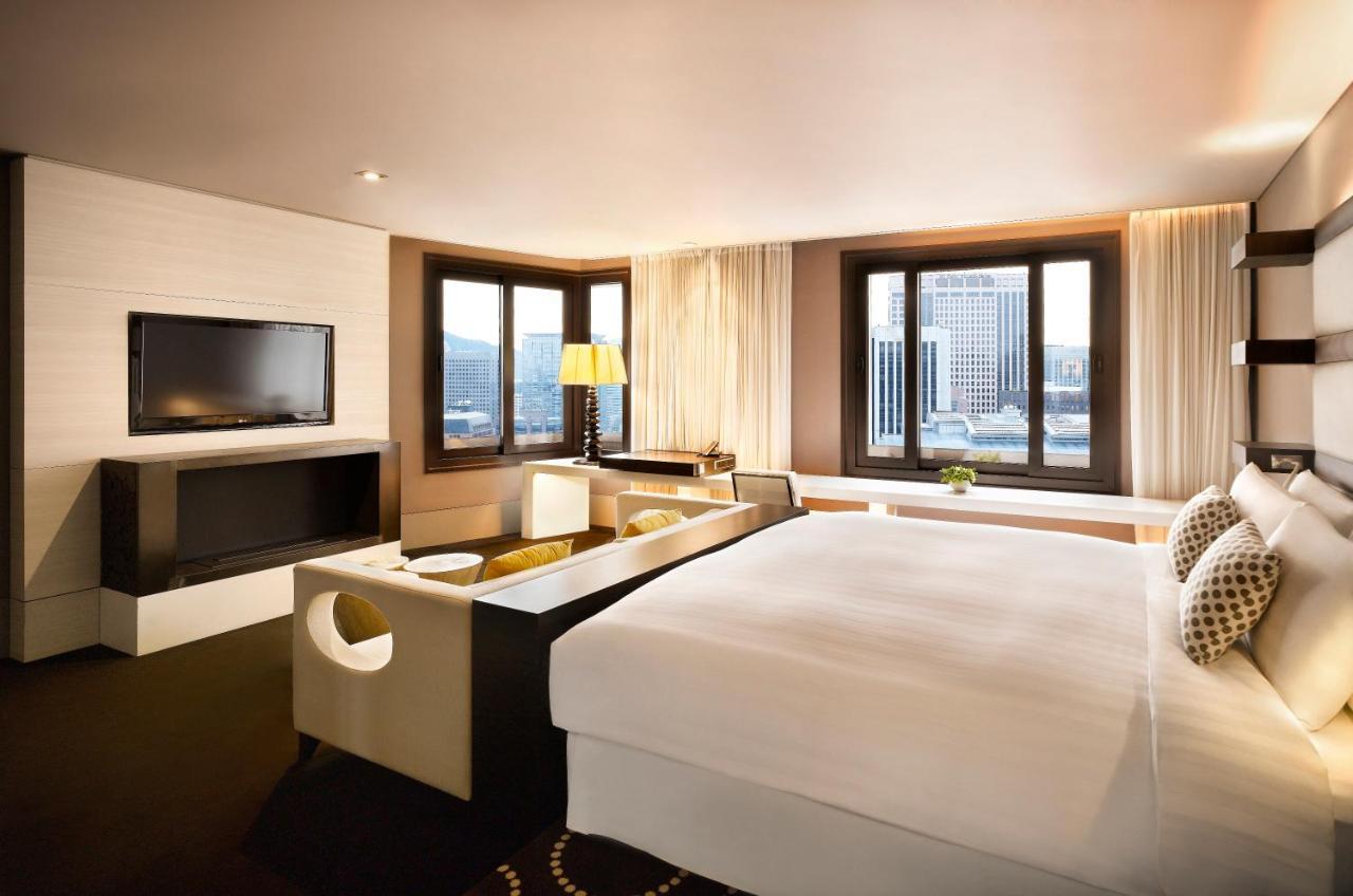 Plaza Suite,1533403852:JPEG