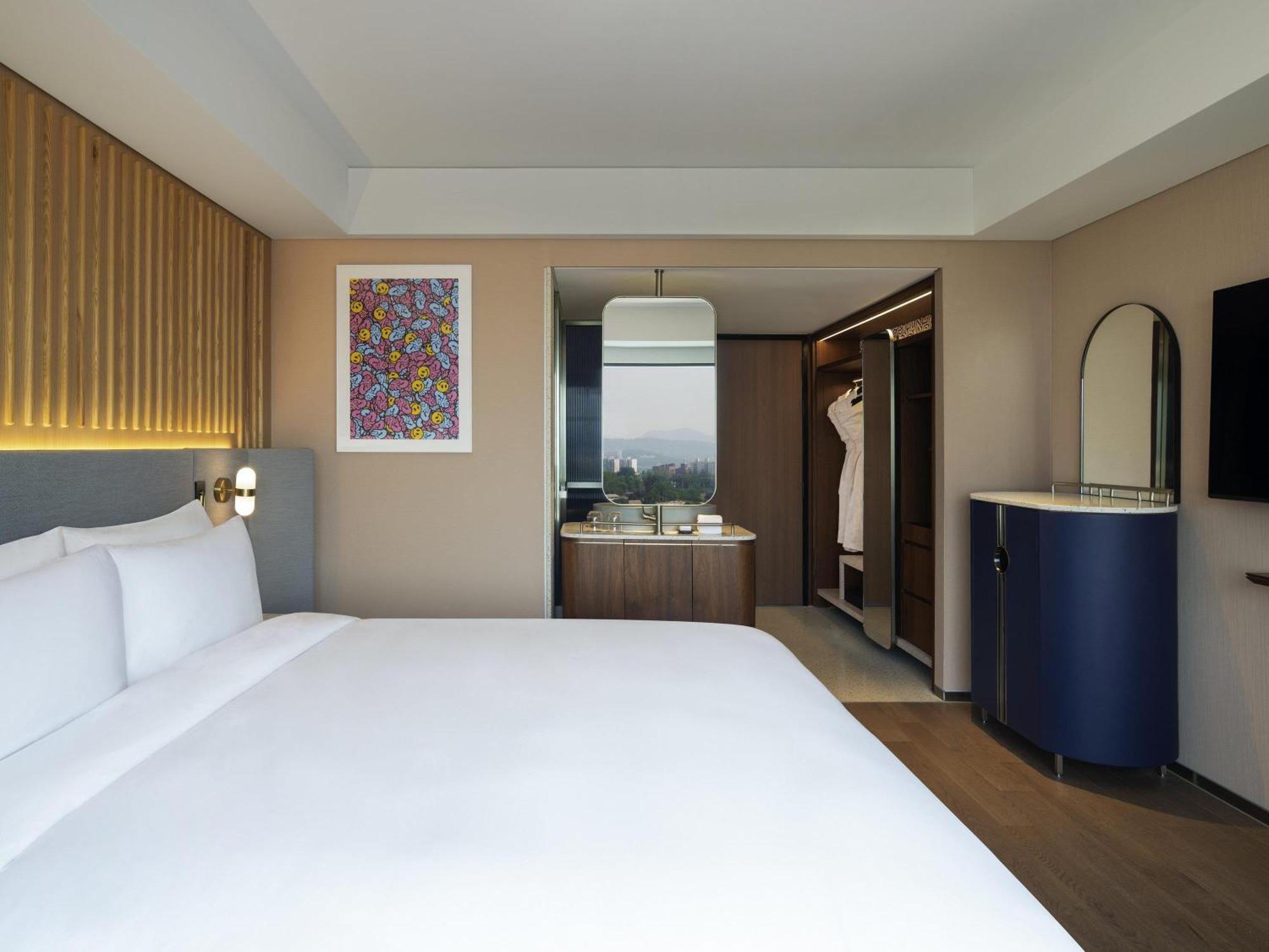 Signature King Room,1717194537:JPEG